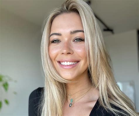 sandra kubicka instagram